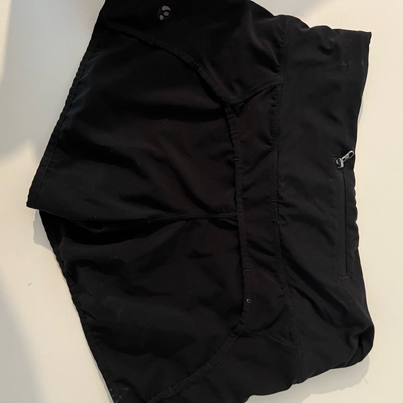 lululemon speed up shorts - Picture 2 of 4